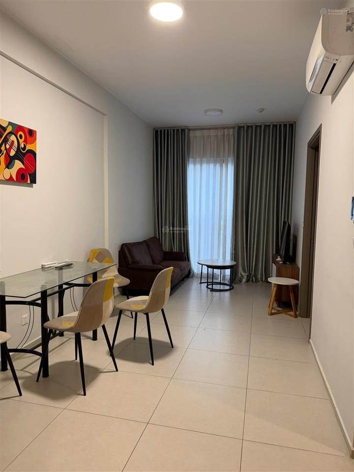 Bán căn 59m2 tháp d sổ sẵn full nội thất giá 2.8 tỷ