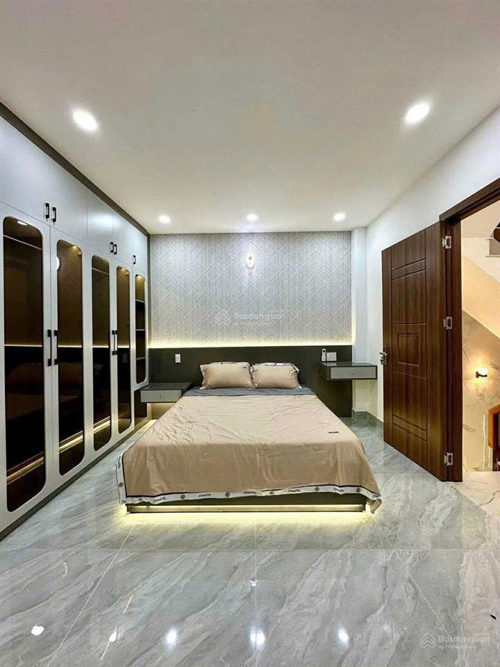 Siêu phẩm 5 tầng  full nội thất cao cấp  vị trí đỉnh hẻm nhựa 5m thông trần thị năm  shr 100% tc