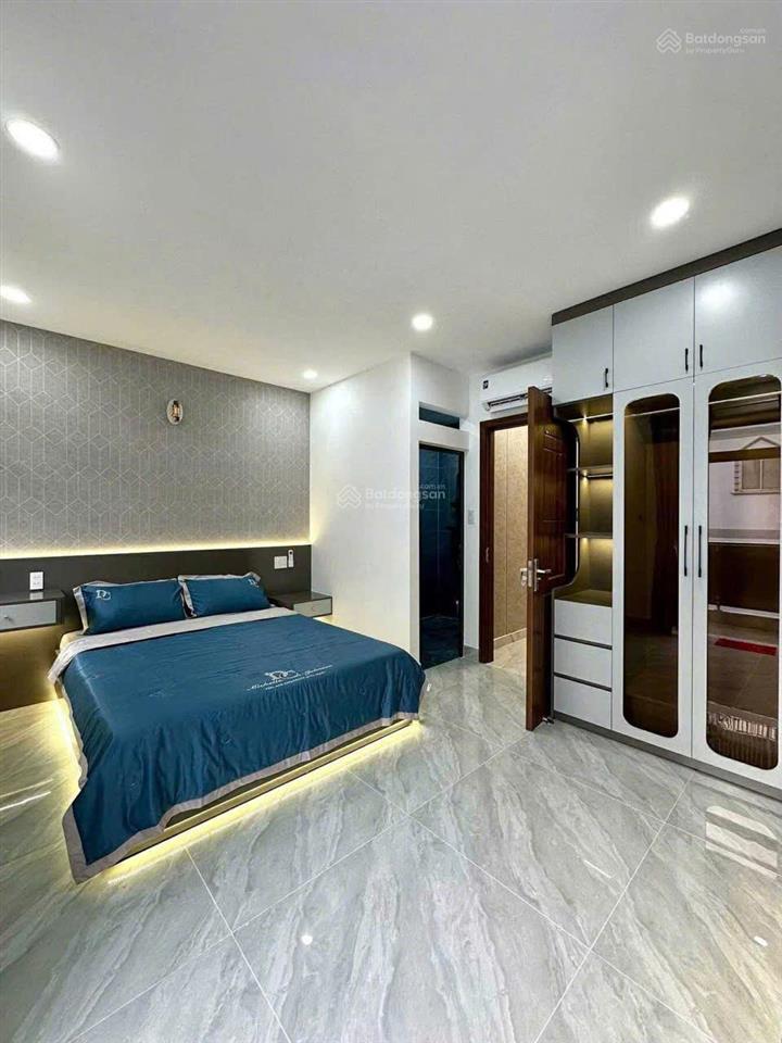 Siêu phẩm 5 tầng  full nội thất cao cấp  vị trí đỉnh hẻm nhựa 5m thông trần thị năm  shr 100% tc