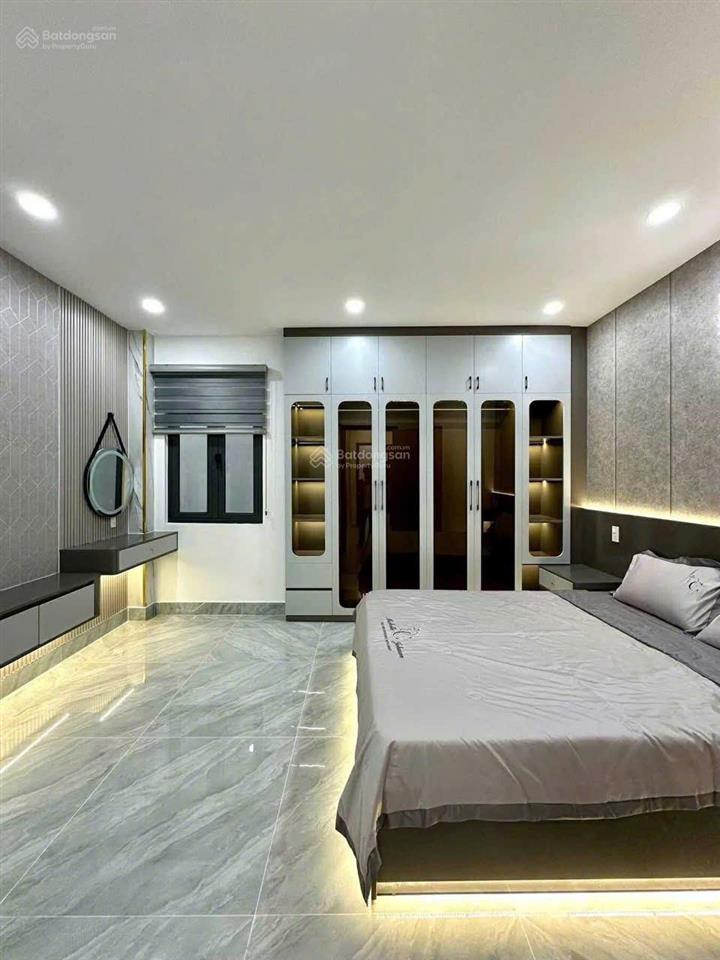 Siêu phẩm 5 tầng  full nội thất cao cấp  vị trí đỉnh hẻm nhựa 5m thông trần thị năm  shr 100% tc