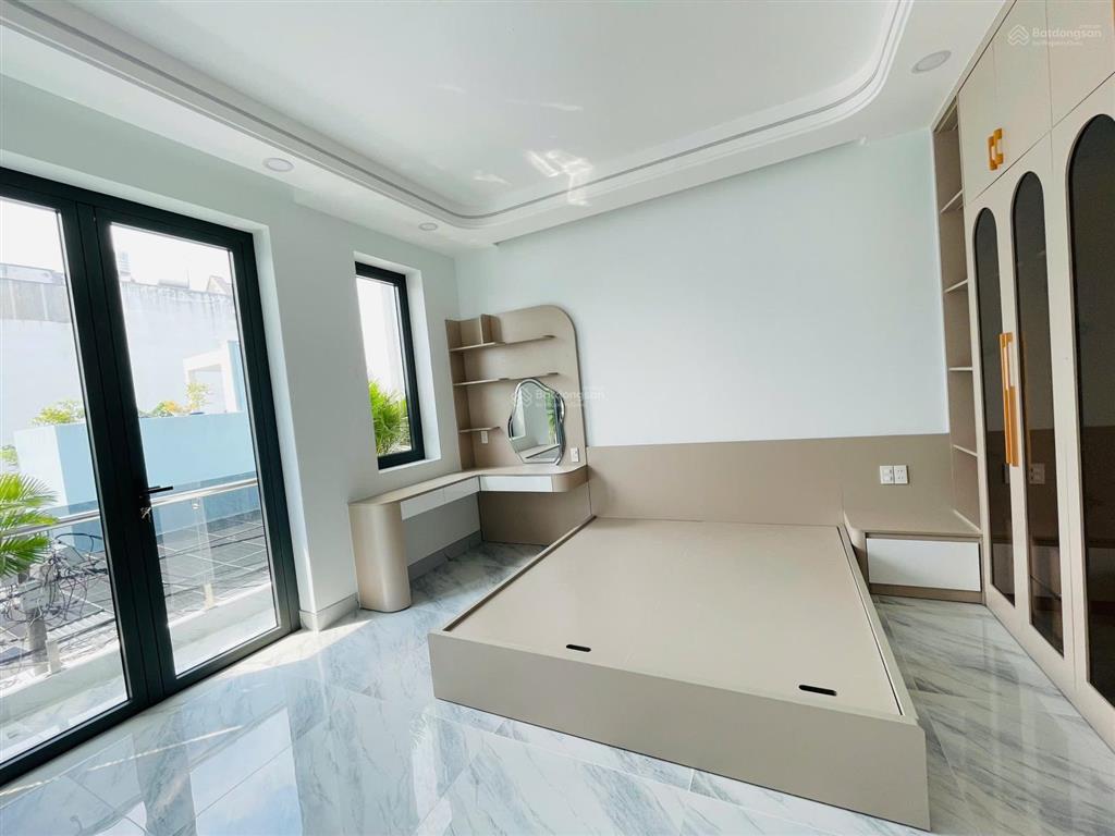 Nhà mới hẻm nhựa 6m  có thang máy  full nội thất  thông số chuẩn 4x18m  5 tầng btct