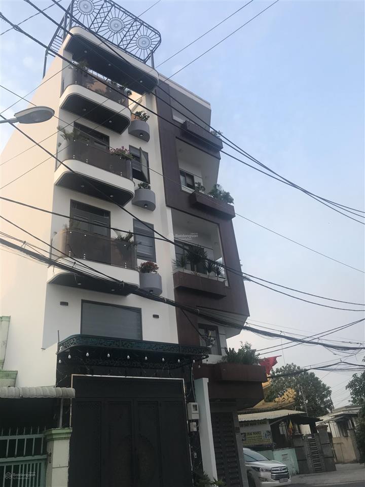 Nhà 2 mặt tiền. vị trí đẹp, thông số chuẩn 4x18m, 5 tầng btct có thang máy nội thất cc