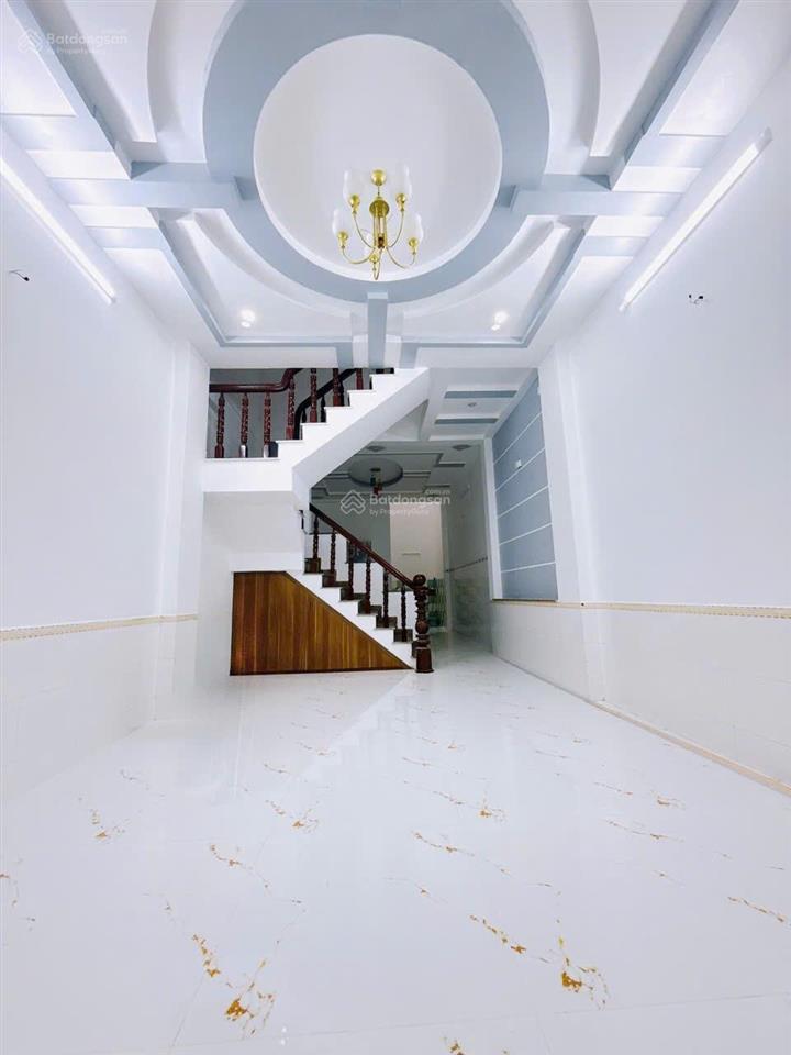 Nhà mới hxh  thông số chuẩn 4x18m  3 tầng btct  vị trí đẹp tân chánh hiệp 3  shr