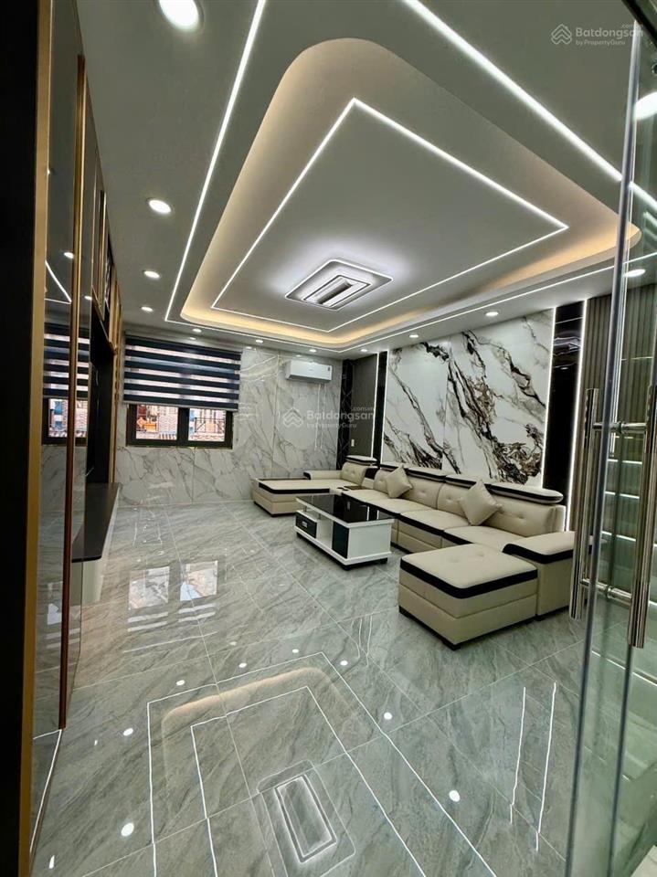 Nhà mới 5 tầng btct có thang máy  thông số chuẩn 4x16m  vị trí đẹp  hẻm nhựa xe hơi