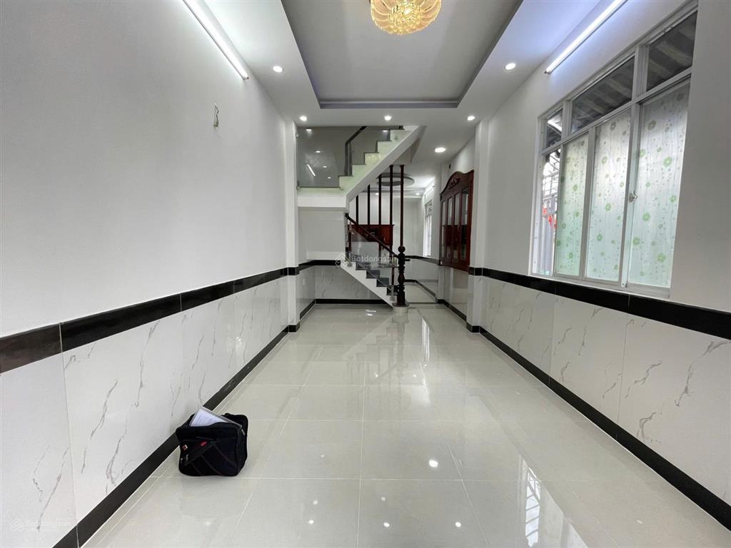 Nhà căn góc  hẻm nhựa xe hơi quay đầu  vị trí đẹp gần hiệp thành city  shr thổ cư