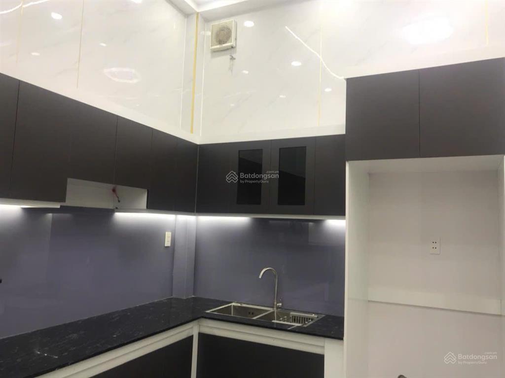 Nhà mới vào ở ngay  hẻm nhựa xe hơi  4,1x15m trệt 1 lầu  vị trí đẹp tch08  shr 100% thổ