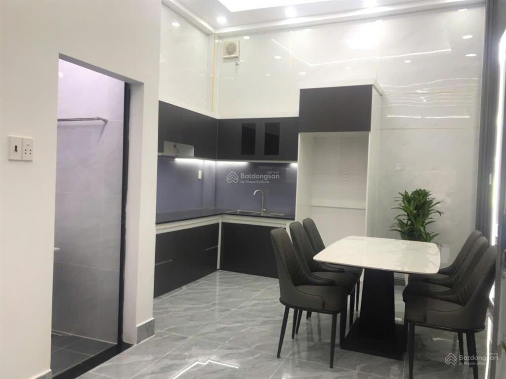 Nhà mới vào ở ngay  hẻm nhựa xe hơi  4,1x15m trệt 1 lầu  vị trí đẹp tch08  shr 100% thổ