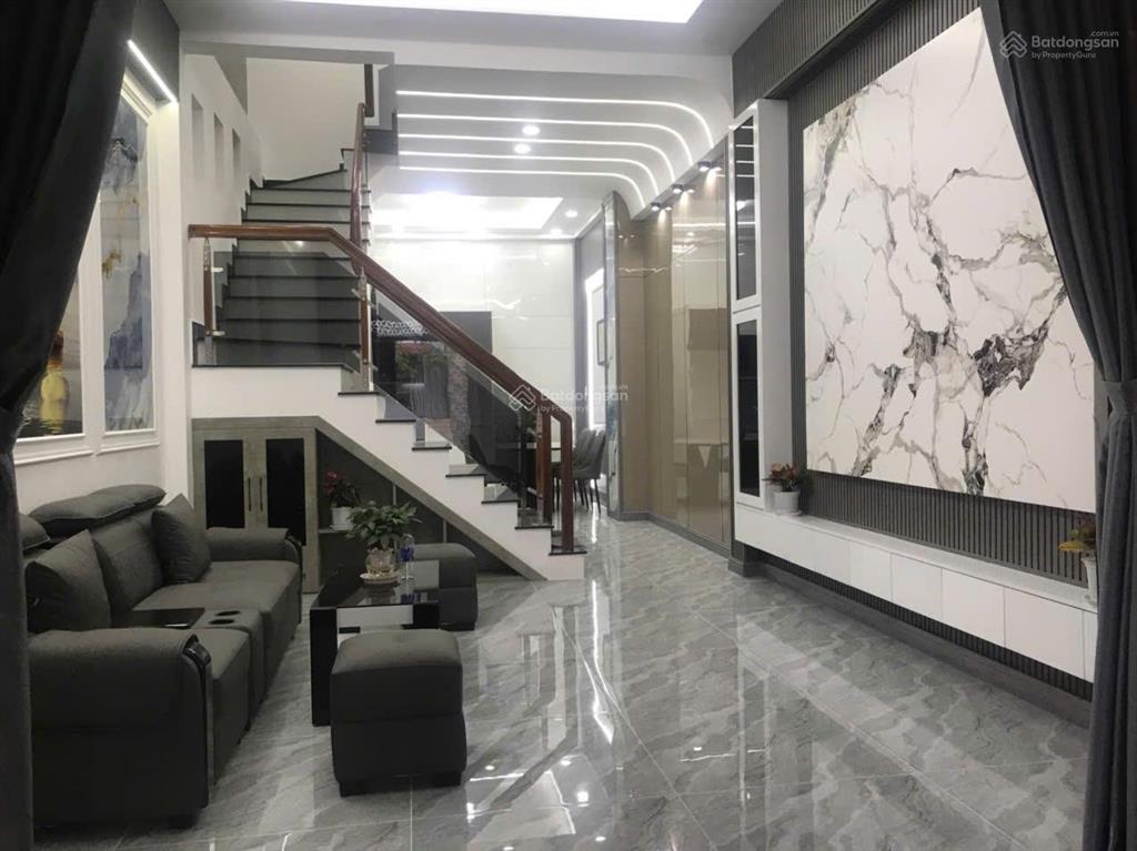 Nhà mới vào ở ngay  hẻm nhựa xe hơi  4,1x15m trệt 1 lầu  vị trí đẹp tch08  shr 100% thổ