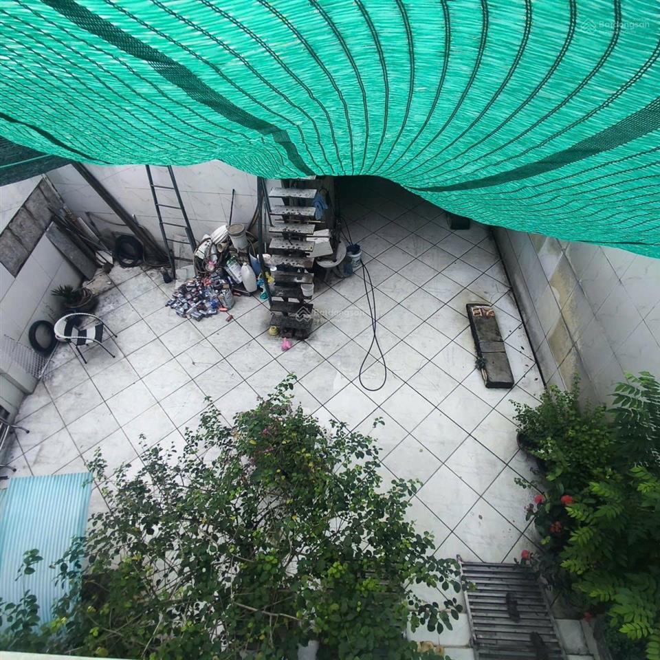 Mặt tiền kd cực đỉnh  vị trí vàng đặng thúc vịnh  ngang gần 8m bề thế shr full thổ