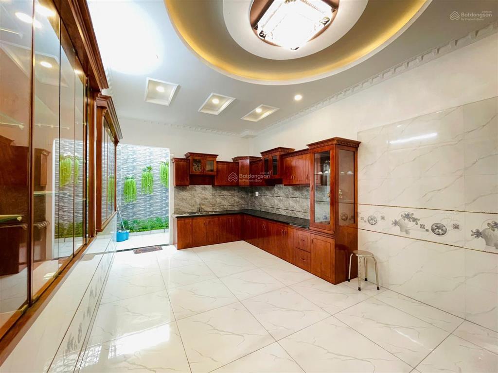 Mặt tiền kd cực đỉnh  vị trí víp hiệp thành  thông số vàng 4 tầng btct  shr thổ cư