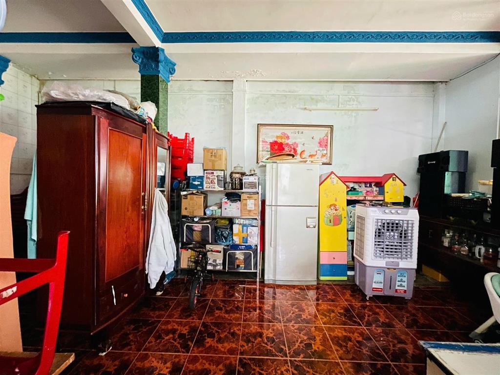 Nhà mặt tiền căn góc  không lộ giới  ngang 9m bề thế  vị trí đẹp đông thạnh 25  shr full thổ