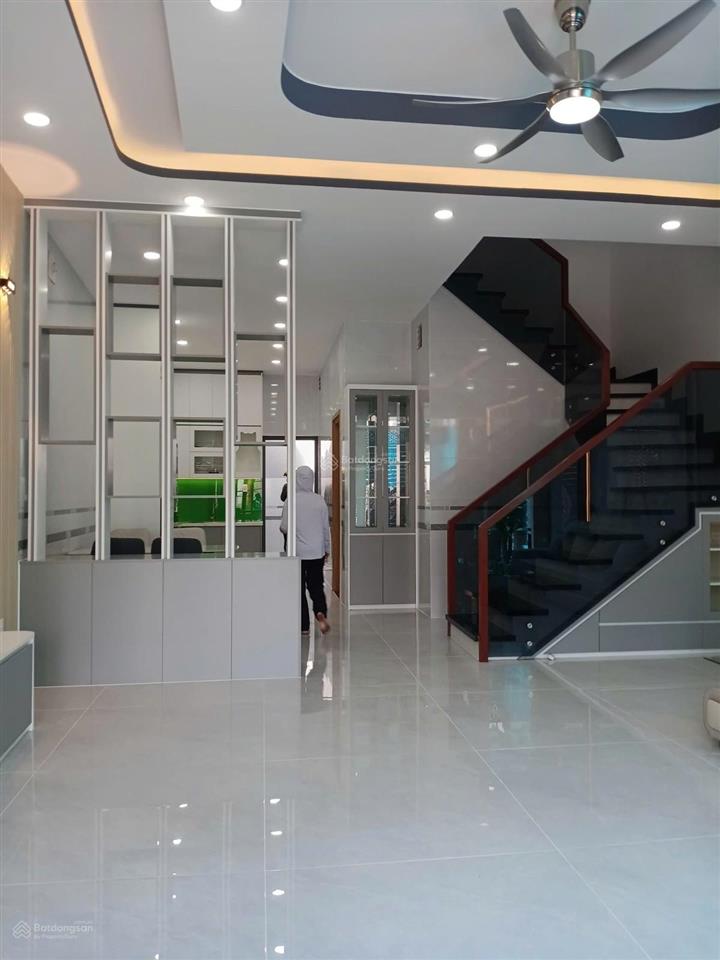 Nhà mặt tiền  full nội thất cc vào ở ngay  ngang 6m bề thế  vị trí đẹp  shr thổ cư