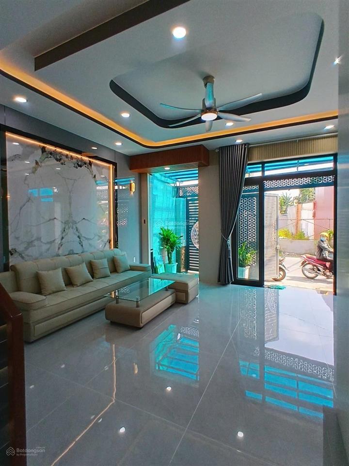 Nhà mặt tiền  full nội thất cc vào ở ngay  ngang 6m bề thế  vị trí đẹp  shr thổ cư