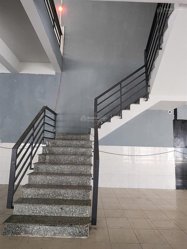 Nhà mặt tiền tân hiệp  thông số lý tưởng 20x50m vuông vức  vị trí đẹp  shr thổ cư