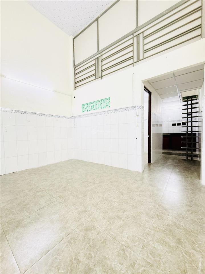 Nhà đẹp  giá tốt  vào ở ngay  vị trí víp  hẻm nhựa sạch sẽ nguyễn ảnh thủ  shr full thổ