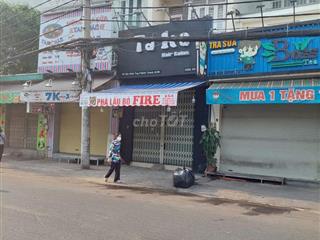Cho thuê mặt bằng kinh doanh sầm uất 4x27m tại 153 Bùi Đình Tuý