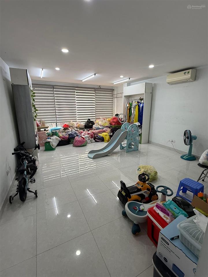 Mặt phố đống đa  giáp vành đai 1  bao quy hoạch  phù hợp làm trụ sở tài chính, cty