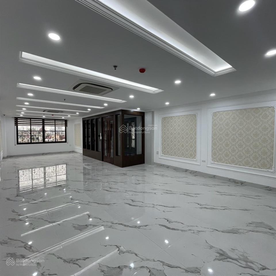 Bán tòa văn phòng 9 tầng lô góc  phân lô bàn cờ quân đội.