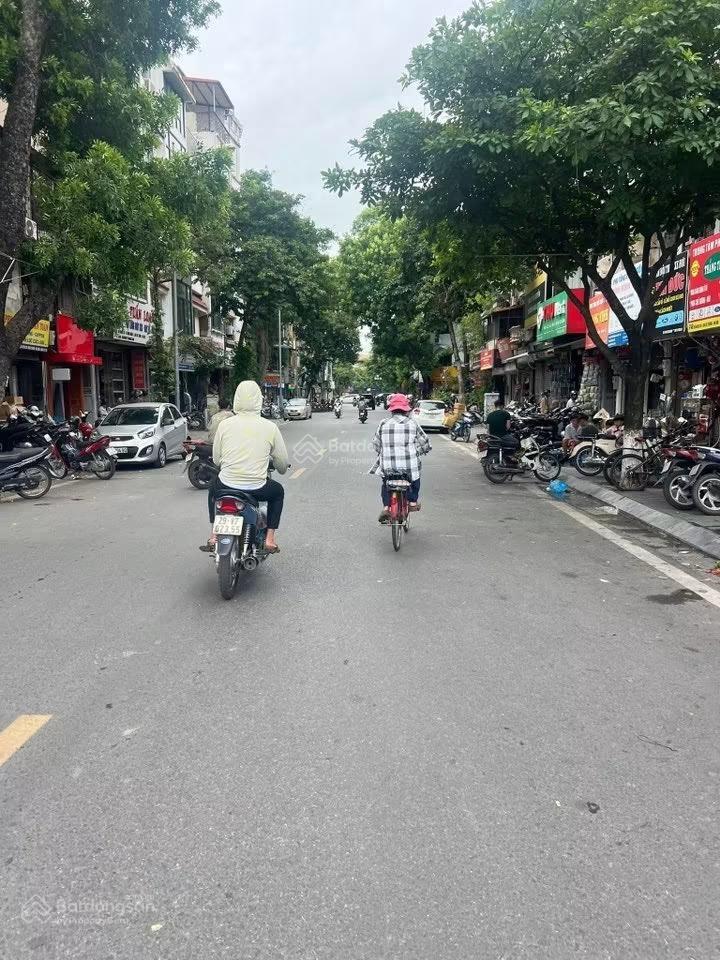 Mặt phố đống đa  tòa văn phòng 9 tầng xây mới, pccc chuẩn  kinh doanh đỉnh.