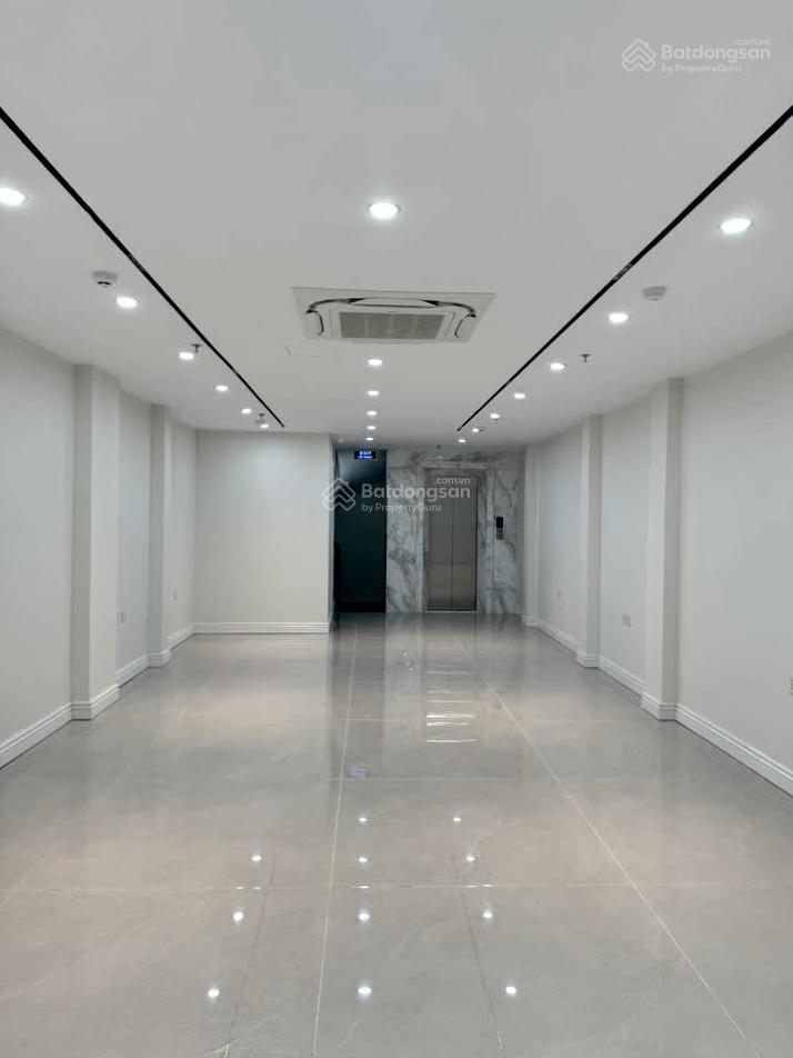 Nhà mặt hồ  mặt phố trung tâm đống đa  6 tầng thang máy ở thích mà kinh doanh đỉnh  nhỉnh 20 tỷ