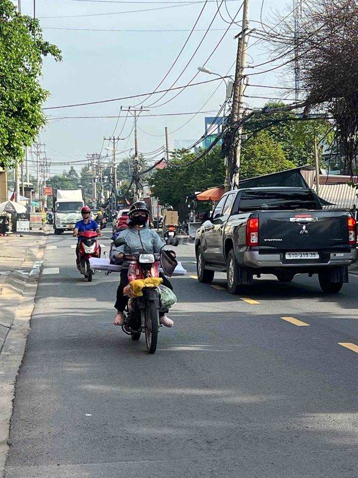 Nhà Mặt tiền 18x55m (987,5m2(790,1m2 thổ cư)đường Dương Công Khi