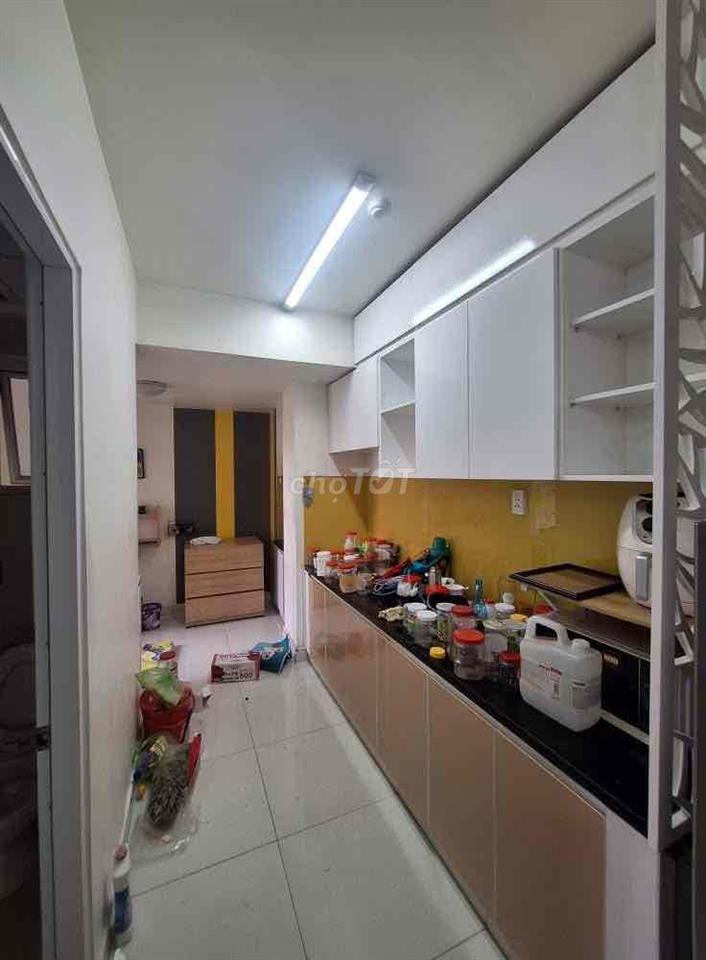 cho thuê căn hộ 8x plus Trường Chinh . 68m full nt