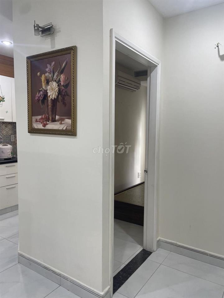 BÁn căn hộ ruby garden Nguyễn sỹ sách 68m 2pn  sổ hồng  3 ty 500tr