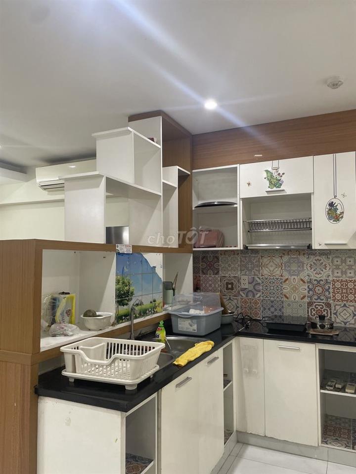 BÁn căn hộ ruby garden Nguyễn sỹ sách 68m 2pn  sổ hồng  3 ty 500tr