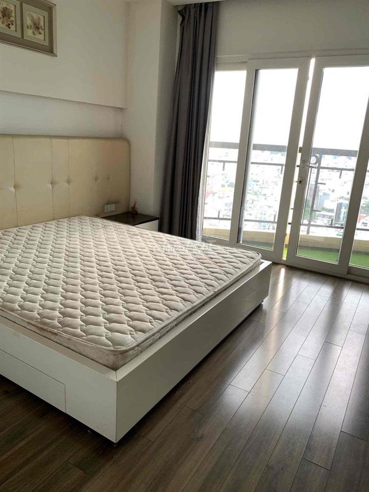 Cho thuê căn hộ penhouse 4pn 3wc chung cư Phúc Yên