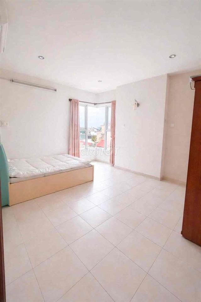 Hiếm. bán căn phúc yen 122m 3pn sổ riêng giá chỉ 5.1 tỷ. đủ nội thất.