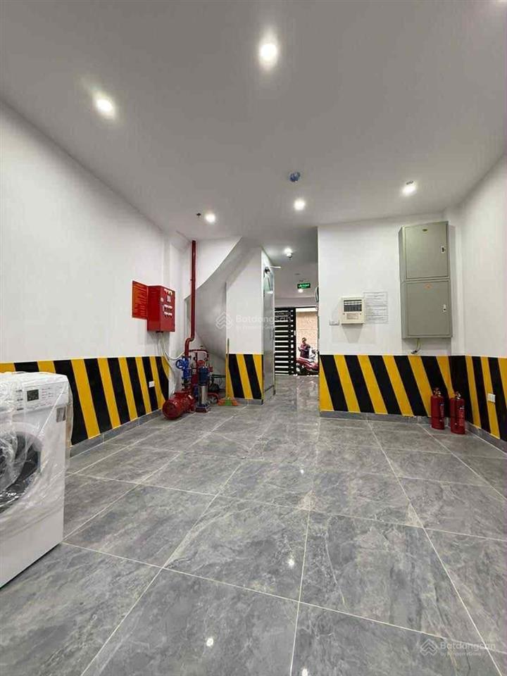 Quá hiếm, toà nhà sinh lời 90tr/th  phố hoàng hoa thám  70m2  7t thang máy giá chào chỉ 13.95tỷ