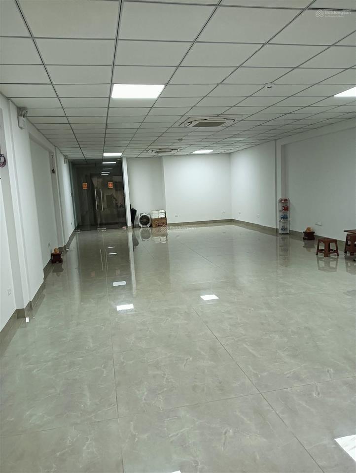 Giá đầu tư mặt phố hoàng ngân 70m2 lô góc mt gần 6m 4t cần bán gấp 22.1 tỷ còn bớt có 102