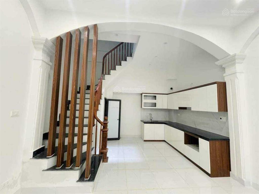 Giá tốt tại đống đa, xã đàn 29/32m2, nhà mới tinh 5 tầng, cách phố 50m, giá chào 4.98 tỷ, sđcc