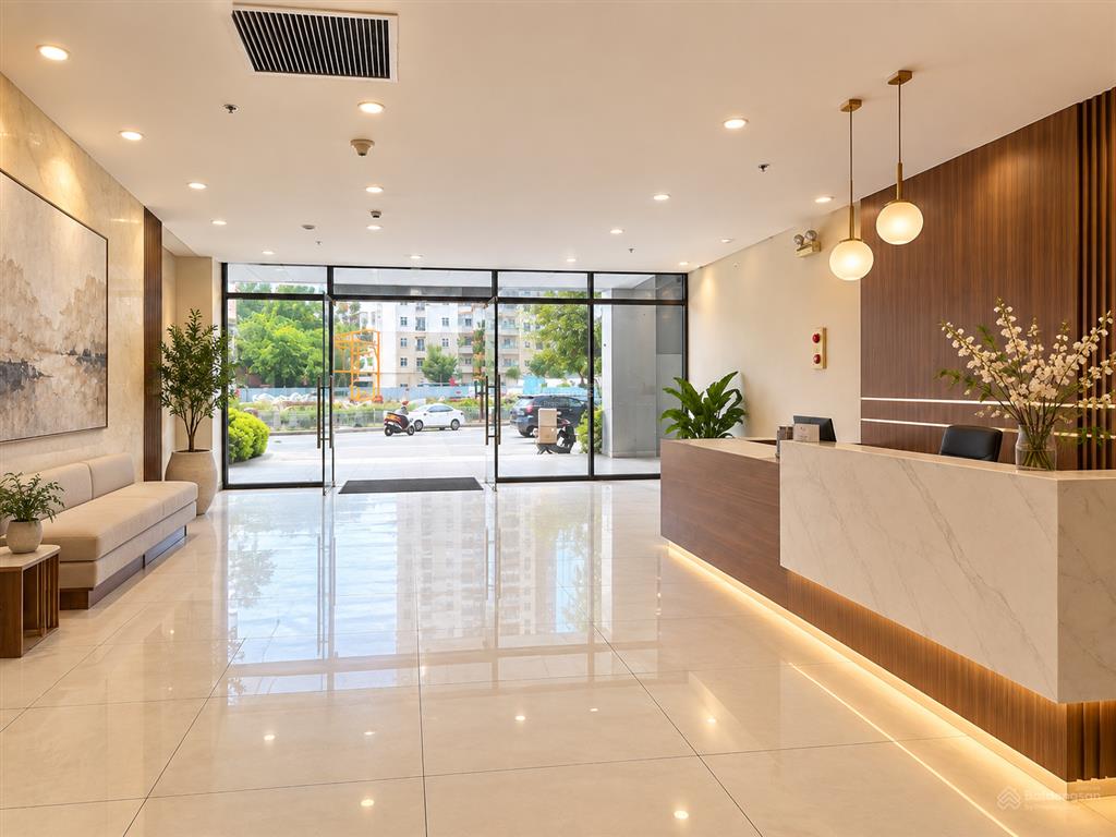 Rẻ hẳn cả tỷ gia đình bán gấp cc cao cấp view phố trịnh đình cửu lê trọng tấn87m2 5,050 tỷ sdcc