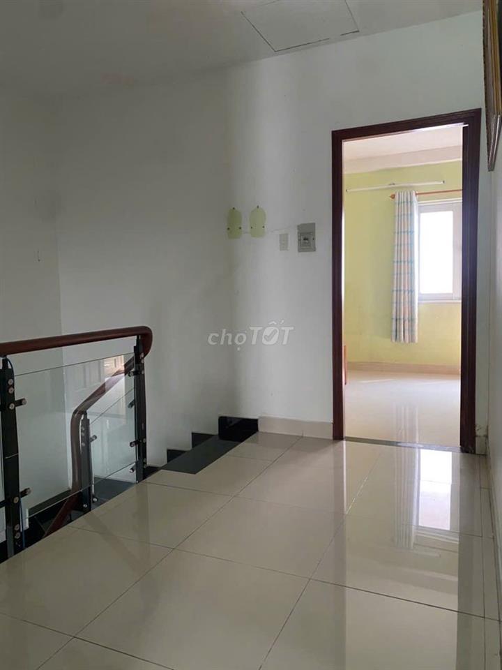 Bán nhà đẹp 2 lầu + lừng, Mega Ruby Resident