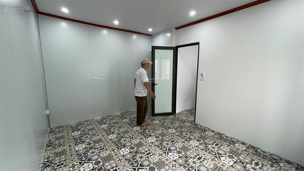 Bán gấp nhà riêng tại ngõ 467 lĩnh nam, 2,5 tỷ, 22m2, 2pn, 3wc
