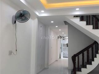 Chính chủ  cho thuê nhà hẻm xe tải, 3PN3WC,P.14 QUANG TRUNG