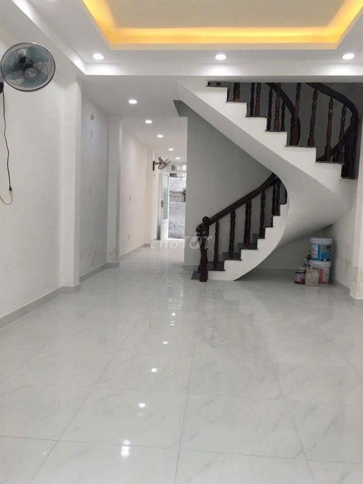 Chính chủ  cho thuê nhà hẻm xe tải, 3PN3WC,P.14 QUANG TRUNG