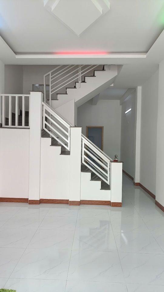 BÁN NHÀ-DT72m2-2tầng-3P-Đ ôtô 8m-hòn sện-vĩnh Hoà-Nha Trang-chỉ 4ty8 💥gần biển