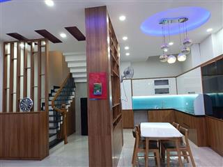 BÁN NHÀ gần biển-3tầng-DT82M2-4PN-XH đậu cửa-Đường củ Chi-VĨNH HẢI - Chỉ 8ty2( hàng hiếm)