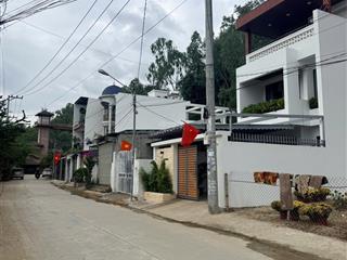 Bán nhàxuất cảnhdt220m23tầng4pnôtô vào nhàvĩnh hải nha trangchỉ 5ty5(biển 1,5km)