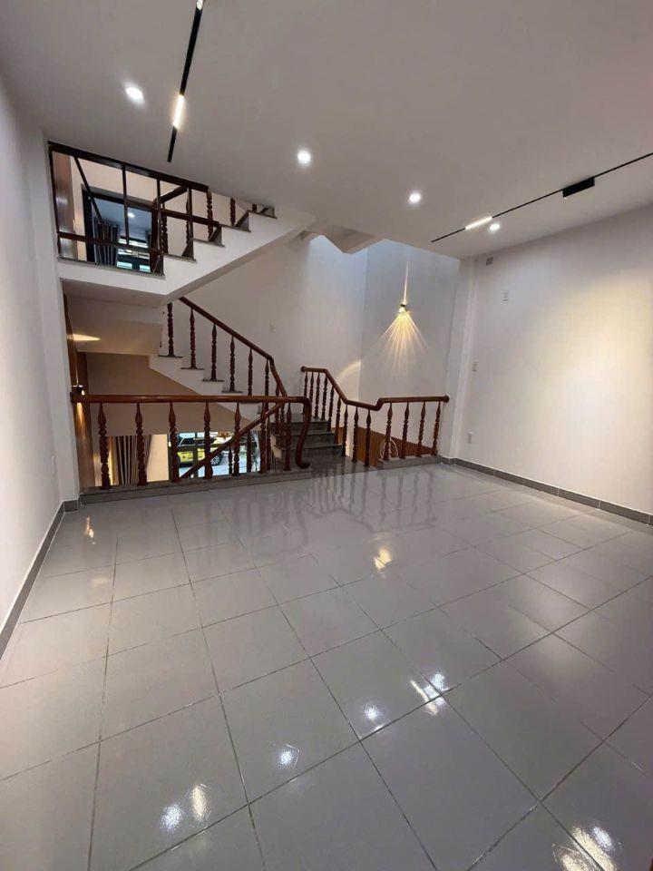 Bán nhà(gần biển)68m2-3 tầng-4PN-KD đường2/4 60m-Vĩnh phước- nha trang-6ty950tr