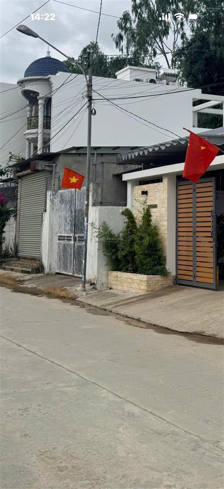 Bán nhà cấp 4 mới đẹp  dt 120m2  3pn  ngang 5m  đường ôtô  vĩnh hòa  nha trang  chỉ 4tỷ500tr