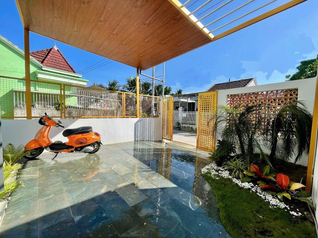 Bán nhà MTKD-DT114m2-2tầng-3PN- Sân ôtô-chợ vĩnh Phương - Nha Trang-chỉ  3ty2 