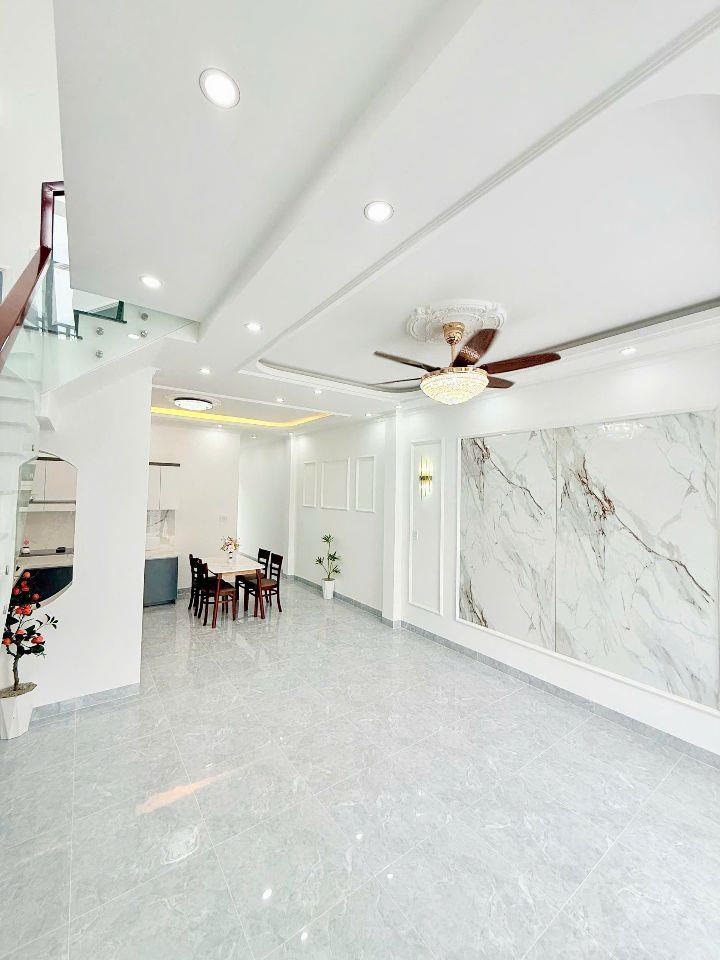 Bán nhà mới đẹp-DT110m2-2tầng-3PN- Sân ôtô-vĩnh Phươn-Bắc Nha Trang-chỉnh 3ty  
