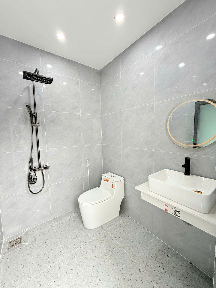 Bán nhà mới đẹp-DT110m2-2tầng-3PN- Sân ôtô-vĩnh Phươn-Bắc Nha Trang-chỉnh 3ty  