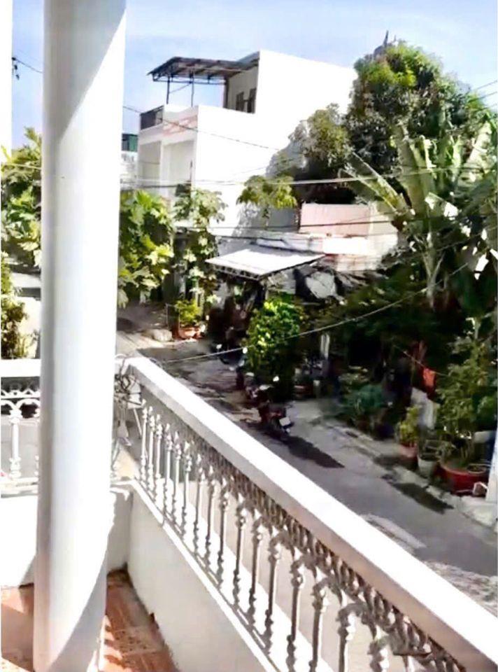 Bán nhà Hàng hiếm-DT62m2-2tầng-3PN-2MTôtô-Hòn xện-Bắc Nha Trang-chỉ 4t480t 