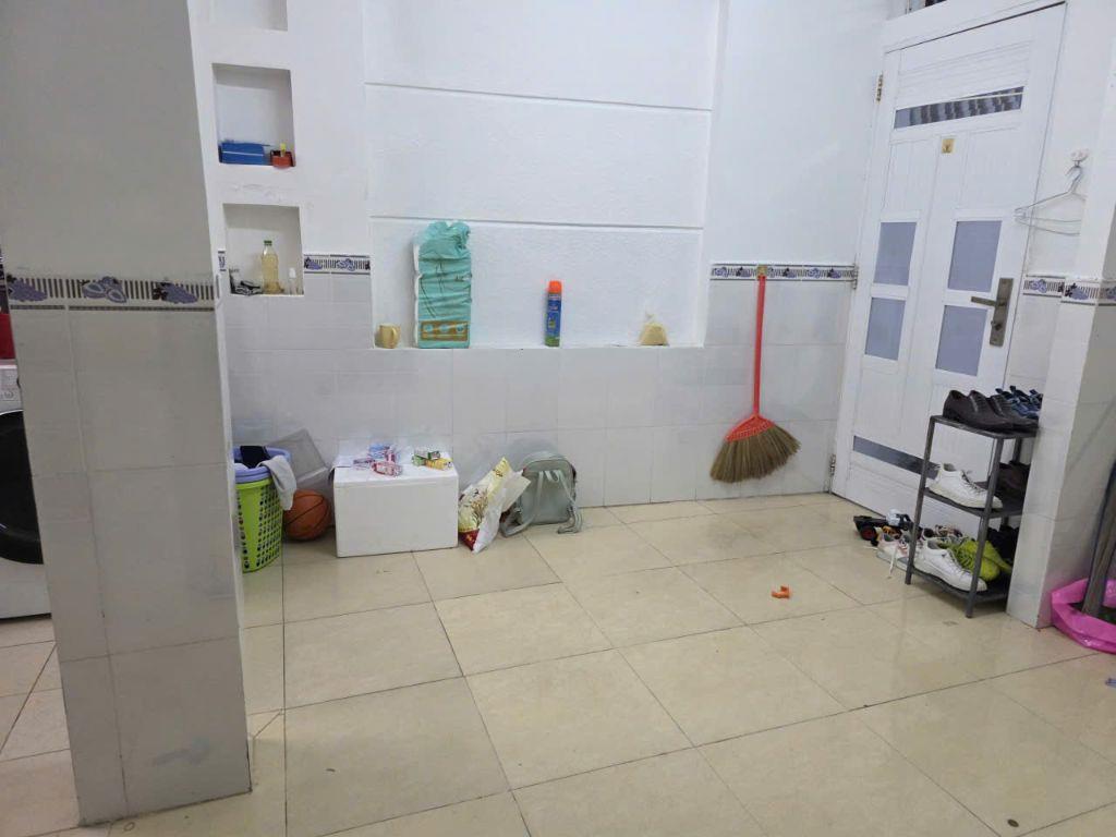 Bán nhà-DT72m2-3PN-ôtô-đậu cửa-nguyễn chích-vĩnh hoà-Bắc Nha Trang-chỉ 2ty9 ( gần biển)