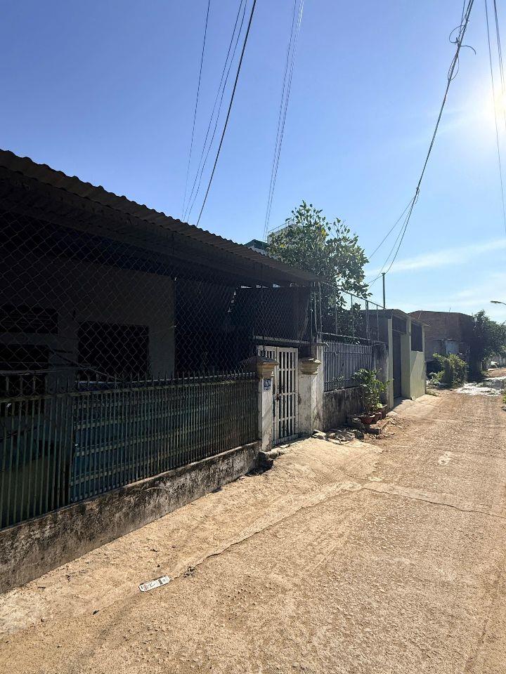 Bán nhà gần chợ vĩnh Hải -DT 86M2-2NP-ĐƯỜNG ôtô thông-đang thuê 5tr/1th-giá chỉ 1ty650 