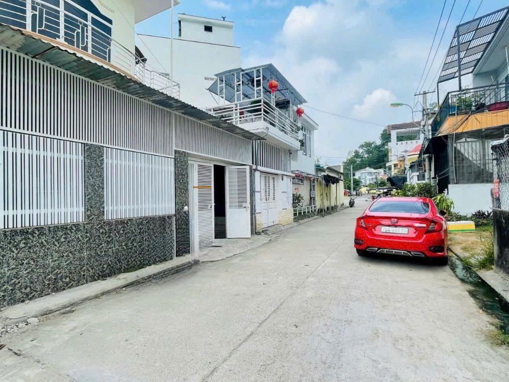 BÁN NHÀ MTKD Ngô Đến-DT88m2-2T-3PN-ÔTÔ đậu cửa-gần biển-GIÁ CHỈ 3ty9  Căn nhà rẻ nhất khu vực 